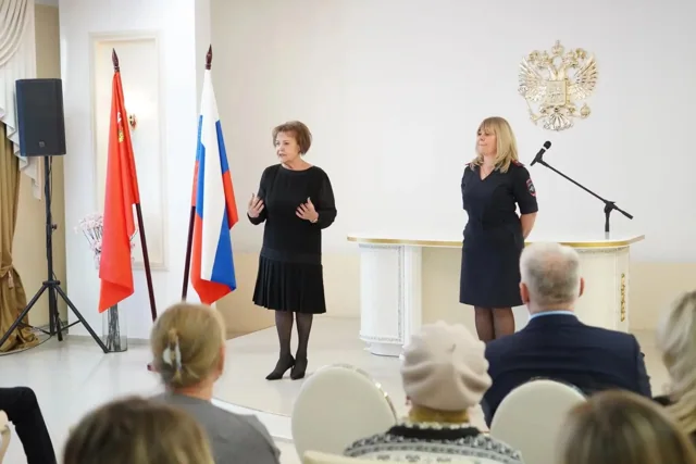 В Сергиево-Посадском ЗАГСе вручили первые паспорта — фото 6