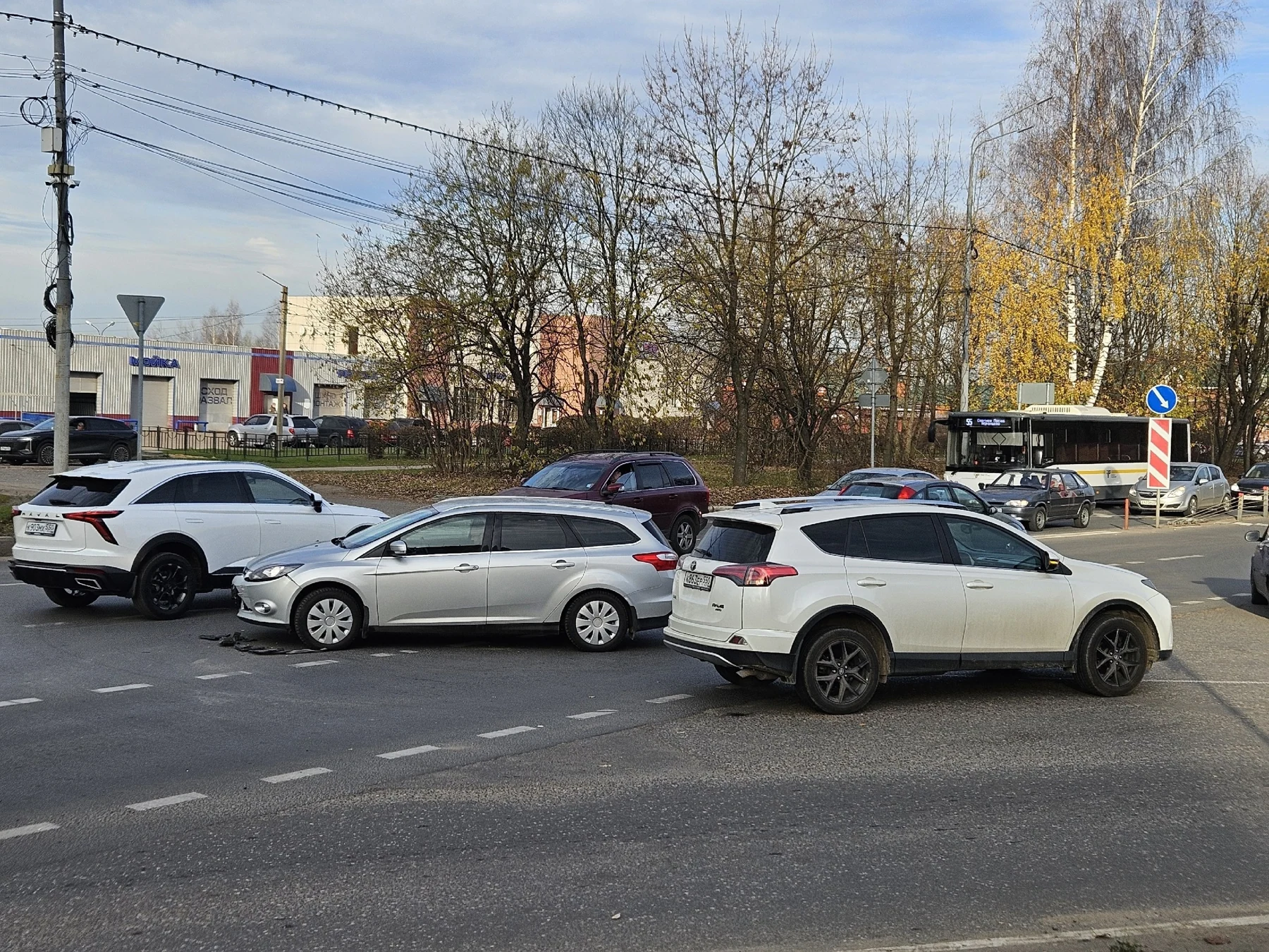 ДТП на пересечении Дружбы и Новоугличского шоссе — фото 1